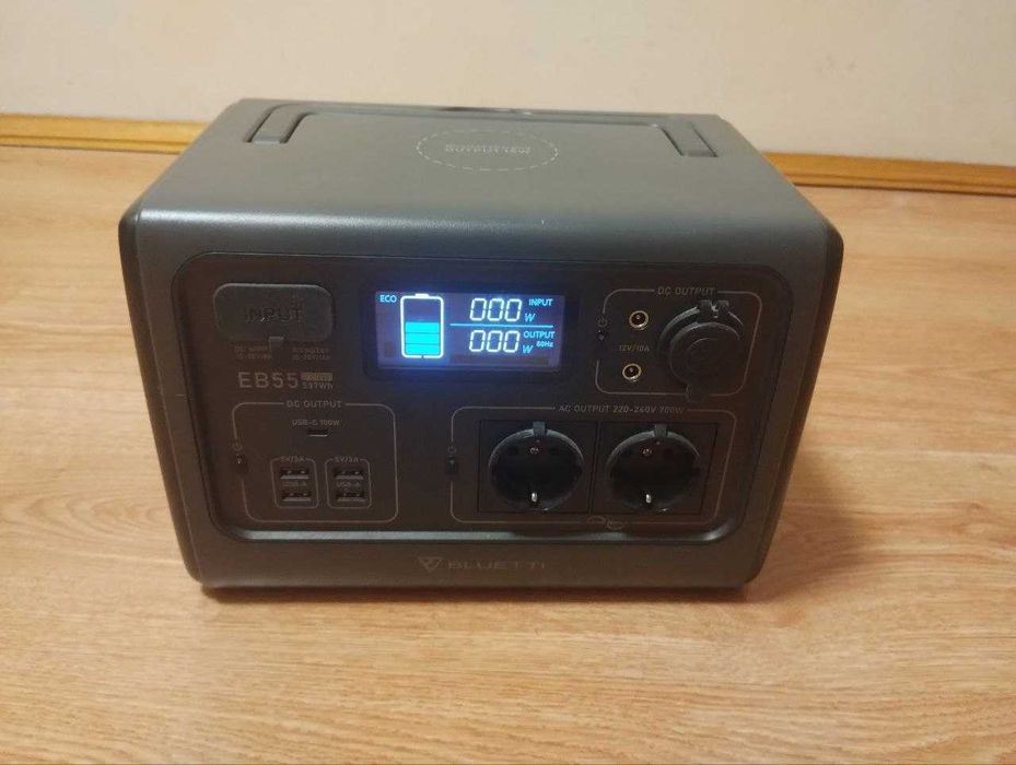 Зарядна станція Bluetti EB55, 700 Вт