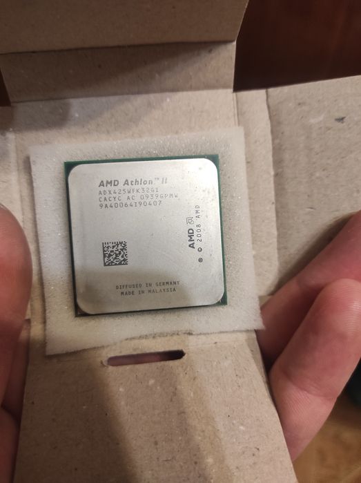 AMD Athlon II X3 425
