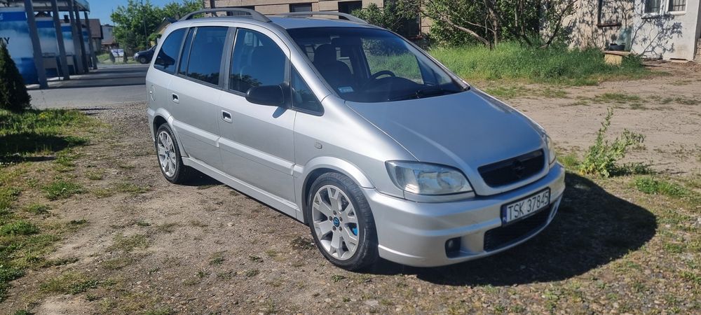 Opel Zafira OPC 2.0 benzyna