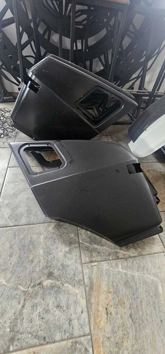 Reperaturki kabiny błotniki podłoga nadkola drzwi tył Mercedes Unimog