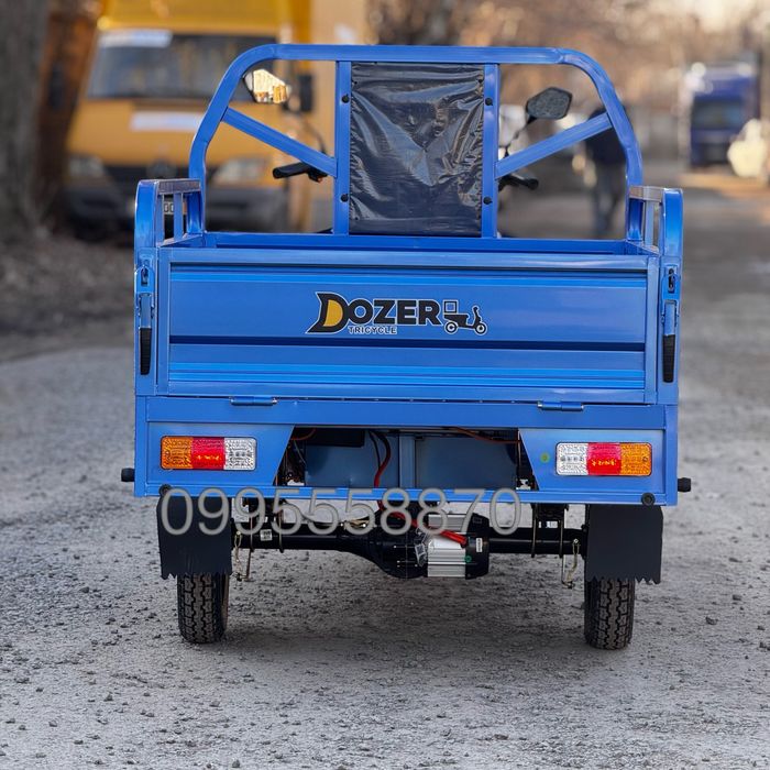Електричний вантажний трицикл Dozer 1200W