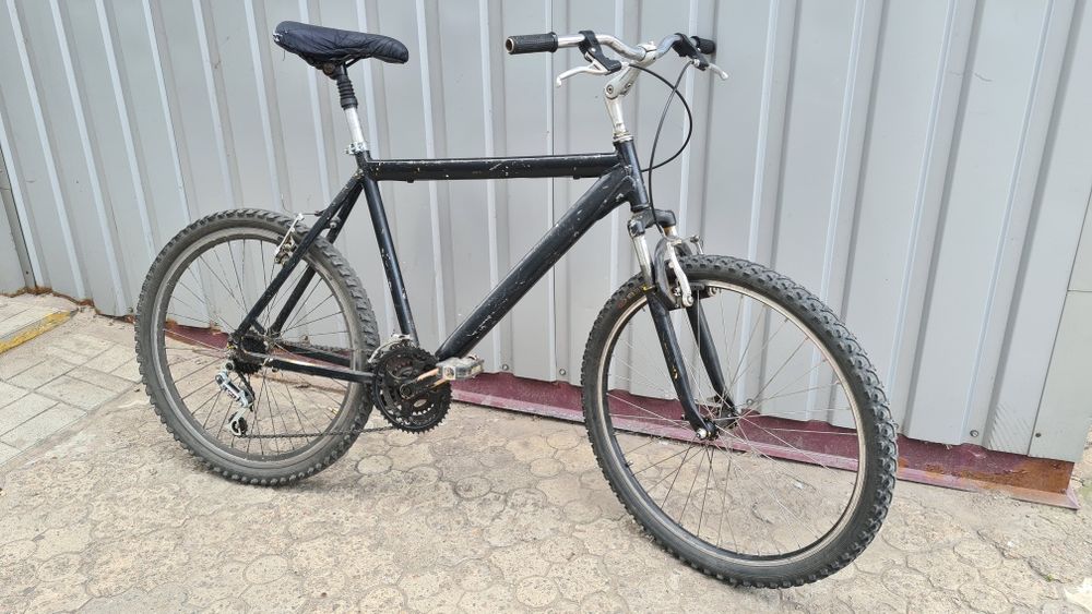 Велосипед алюминевый горный 26 колёса. На ходу. Сел и помчался.