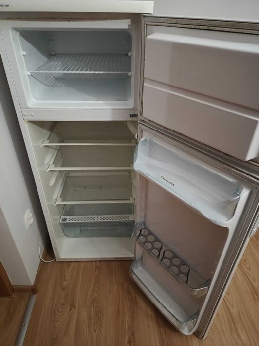Lodówka z zamrażalnikem ELECTROLUX ENERGY SAVER zobacz