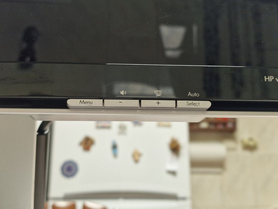 Monitor HP W2207 - 22" Rotativo