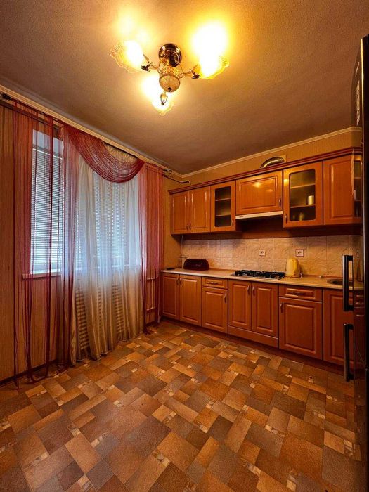 Продаж 3к квартири на Казбеті