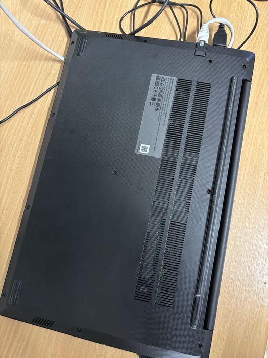Ноутбук Lenovo V15 G2 / AMD Ryzen 3 5300U / 8GB RAM / 256GB SSD Терміново !!!