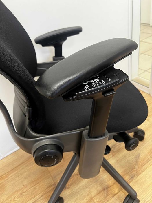 Steelcase Leap V2 (modelo Showroom)