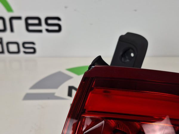 Farol Traseiro Direito Ford Mondeo Mk V