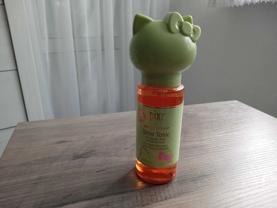 Pixi Glow Tonic 100ml Hello Kitty - tonik z kwasem glikolowym