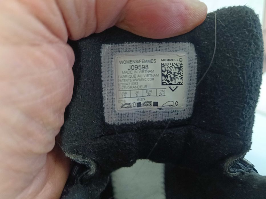 - Merrell Moab FST Ice+ Thermo J09598