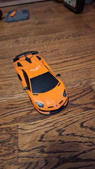 Samochód RC Lamborghini – zdalnie sterowany