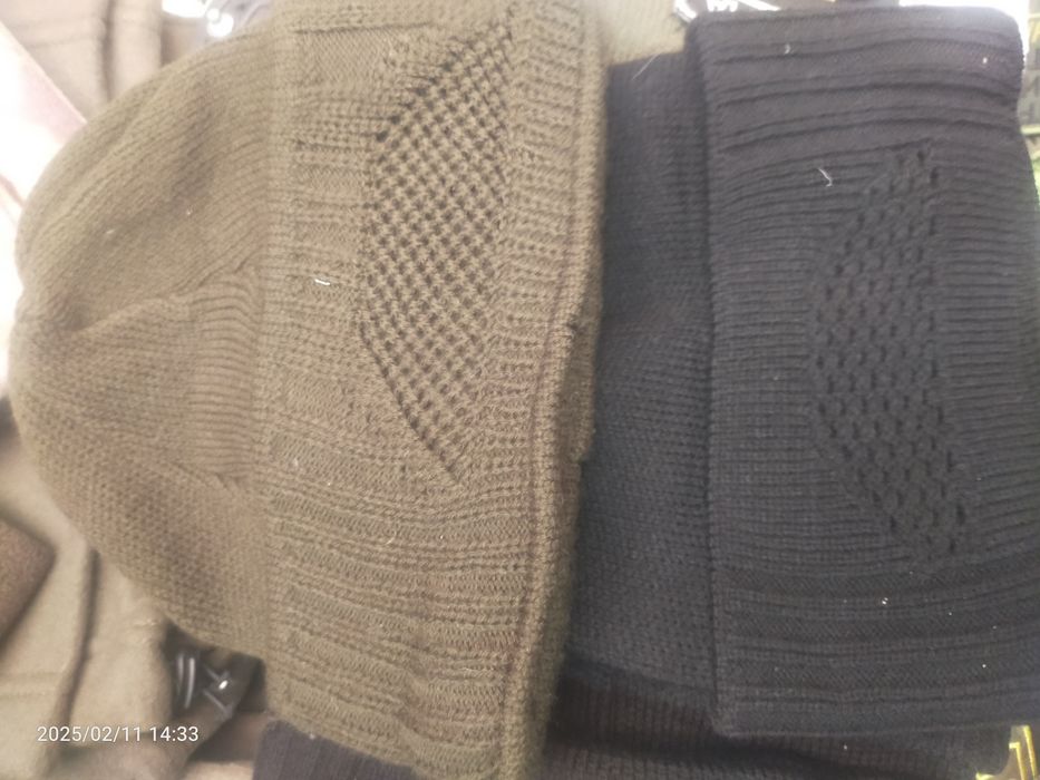 Вязанные балаклавы которые сворачиваются в шапку различных расцветок