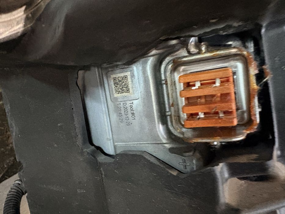 Передній двигун Tesla Cybertruck