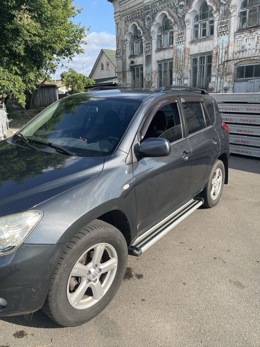 Продається Toyota rav 4