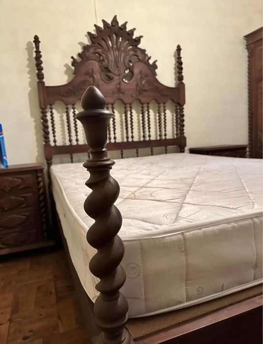 Móveis de quarto e sala
