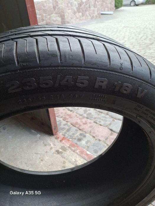 Літня шина Continental 235/45R18V