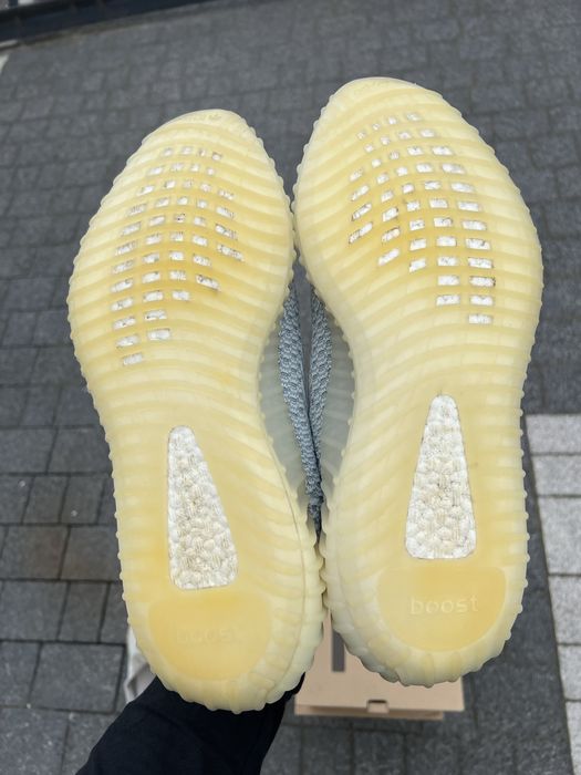 Adidas Yeezy Boost 350 V2 Cloud White sneakersy niebieskie 43 1/3