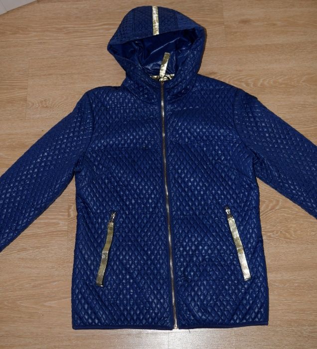 Куртка ветровка женская демисезонная