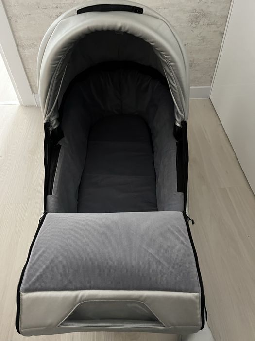 Детская коляска универсальная 2 в 1 Junama Termo Eko 01