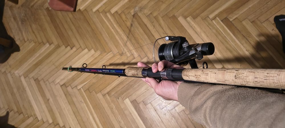 Zestaw wędek + rod pod gratis przynęty na spining