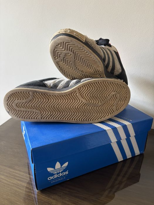 Adidas 3 Stripes
