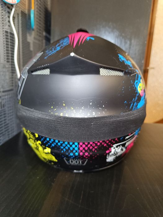 Продам мотошолом з окулярами