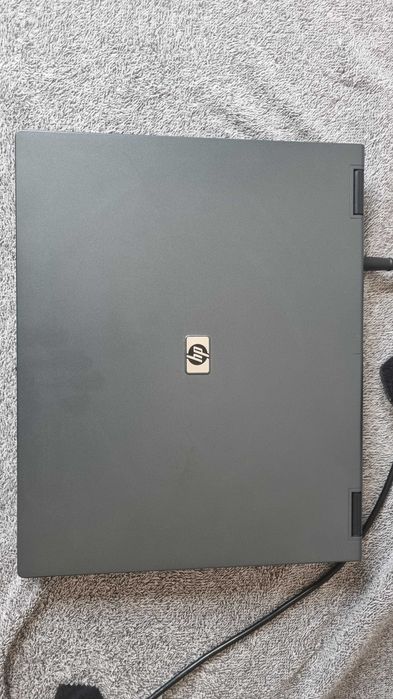 Laptop HP Compaq nx6325 (komputer retro)