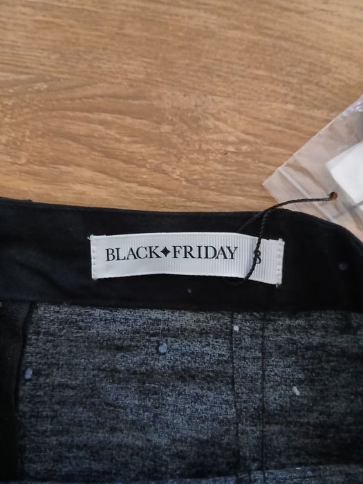 Spódniczka kosmos artystyczna mini xs 34,36 black friday nowa hit