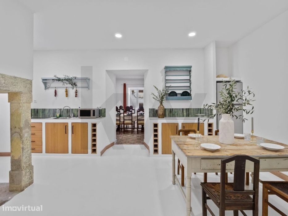 Serenidade A 20 Minutos Da Cidade: Prédio Novo Em Santa Eulália, A Por