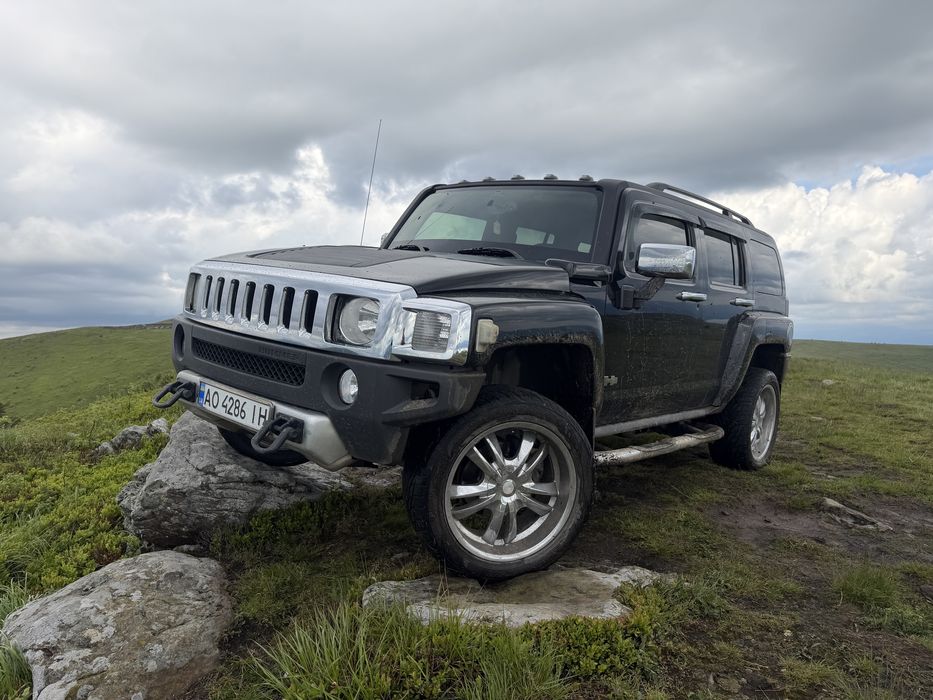 Hummer H3, офіційний
