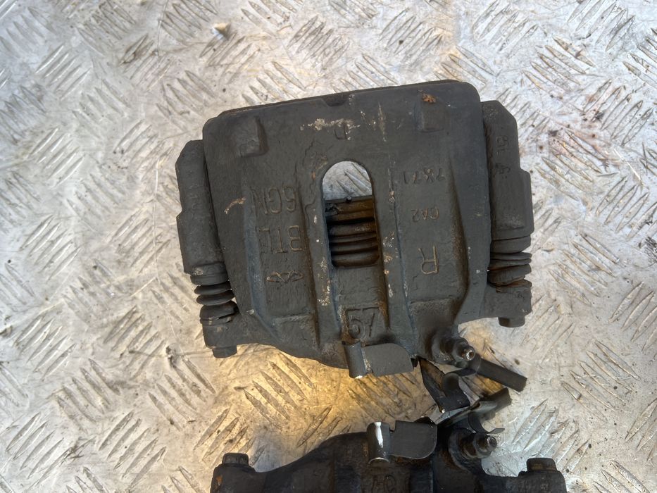 Суппорт передний Чери тигго 08г chery tiggo