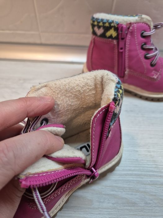 Buciki r. 21 fila dziewczynka