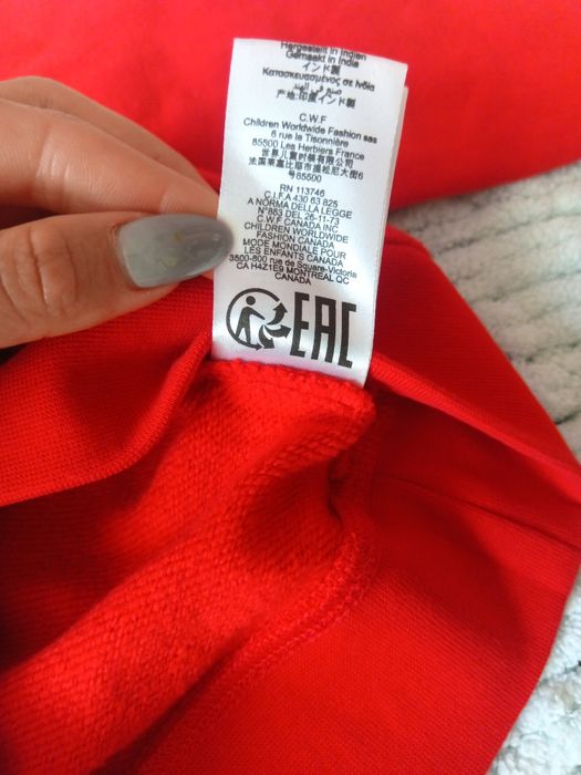 Світшот дівочий в стані нового