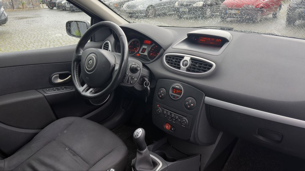 Renult Clio 1.5 DCI 75 CV Ano 2007 ( Selo Barato )