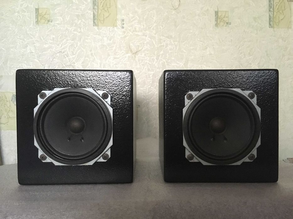 Студійні монітори Yamaha