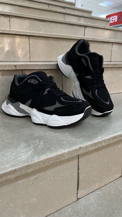 Стильні підліткові кросівки | Розміри 36–41, сірі, чорні