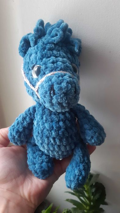 Коник ручної роботи м'який