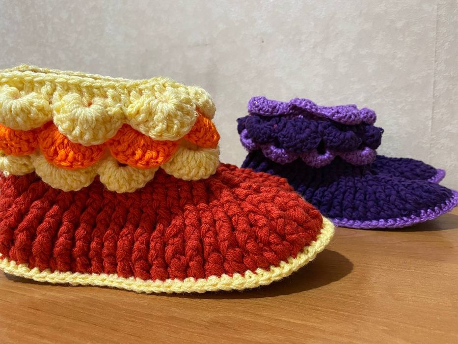 Вязаные комнатные тапочки