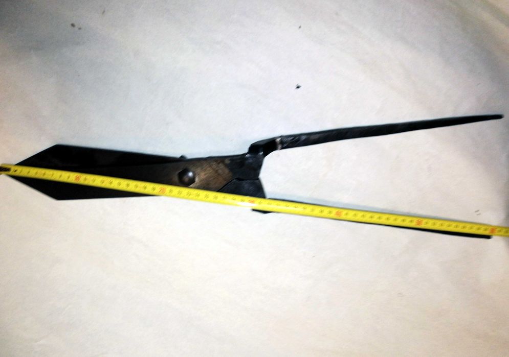 Stare solidne duże kute nożyce - dł. całkowita 60 cm