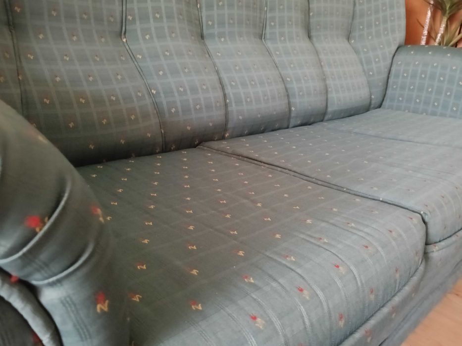 Sofá Cama, como novo, conforto excelente.