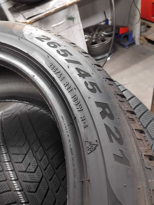 Шини бу 265/45 R21 Pirelli Scorpion Winter Комплект Зима