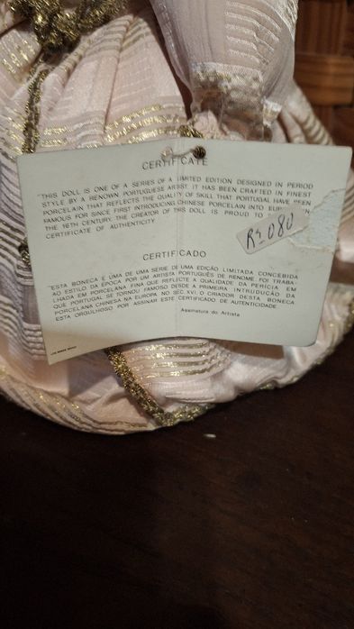 Boneca de coleção em Porcelana