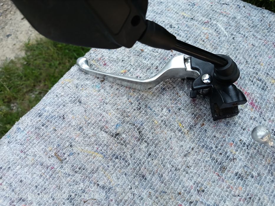 Orginalne dźwignie hamulca i sprzęgla z lusterkami do motocykla Keeway Superlight