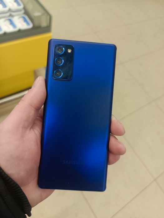 Samsung galaxy note 20 8/128gb на две сим с полными языками