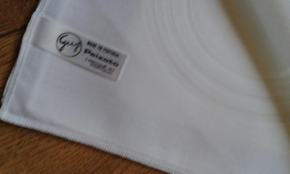 Toalha de jantar em cambraia mais 12 guardanapos