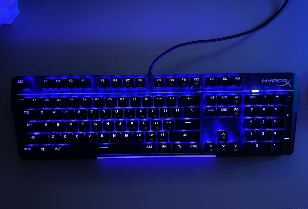 Продам игровую клавиатуру HyperX Alloy MKW100
