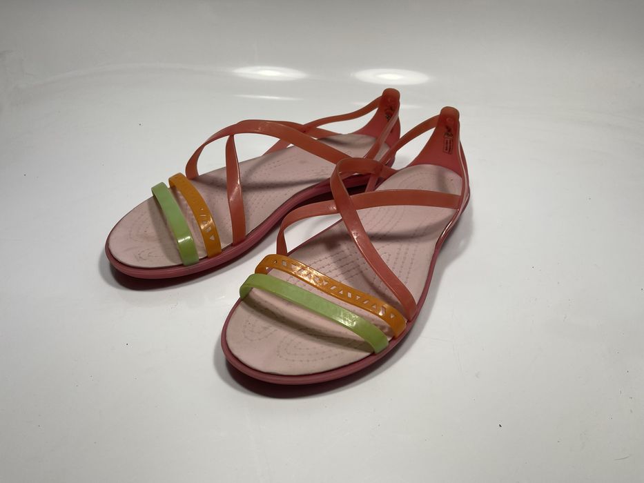Жіночі босоніжки Crocs
