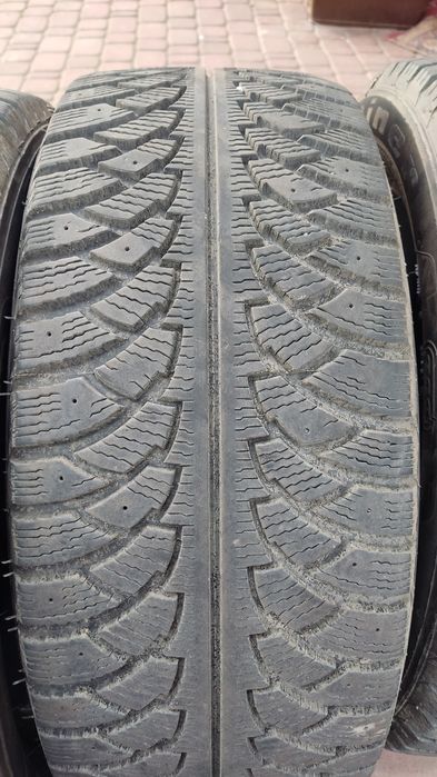 Opony zimowe 225/50 R17 komplet