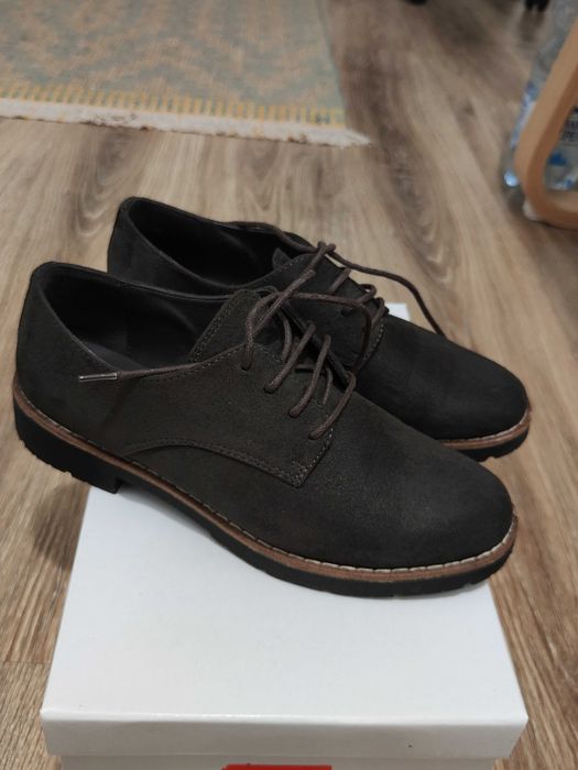 туфлі на шнурівці - оксфорди