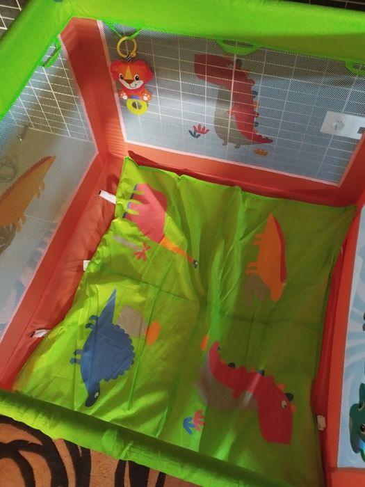 Parque quadrado bebé